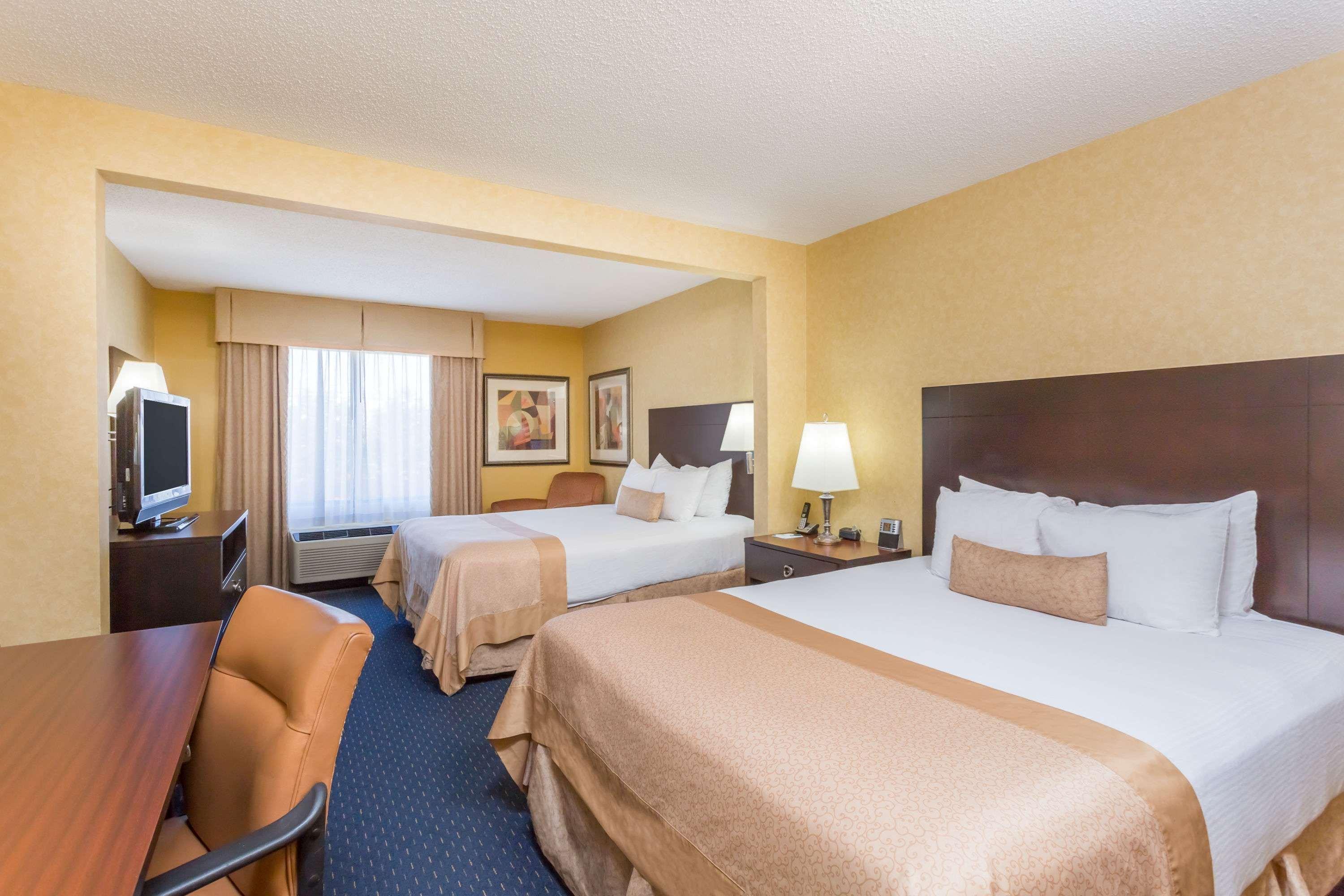 Wingate By Wyndham Greenville Airport Exterior photo