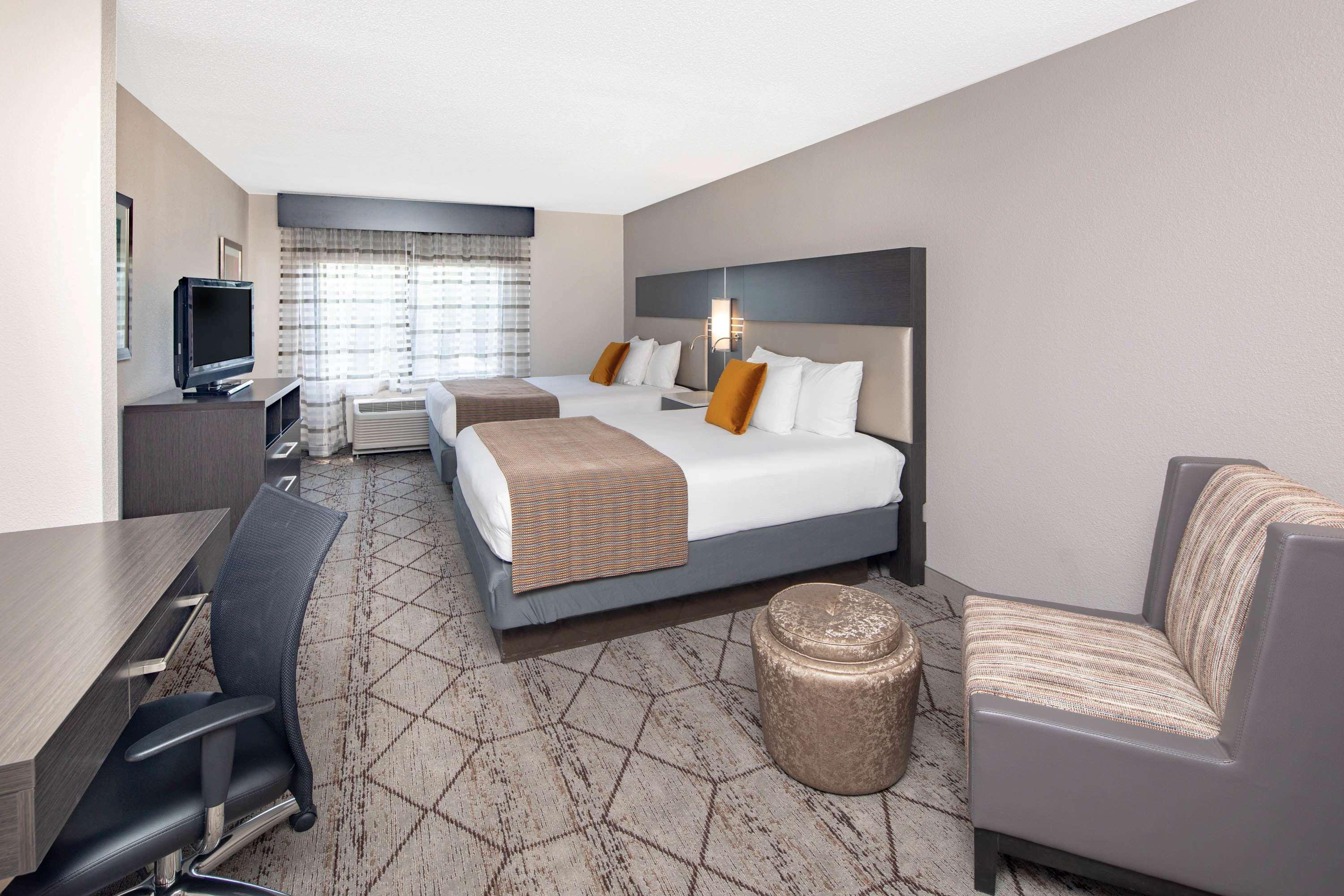 Wingate By Wyndham Greenville Airport Exterior photo